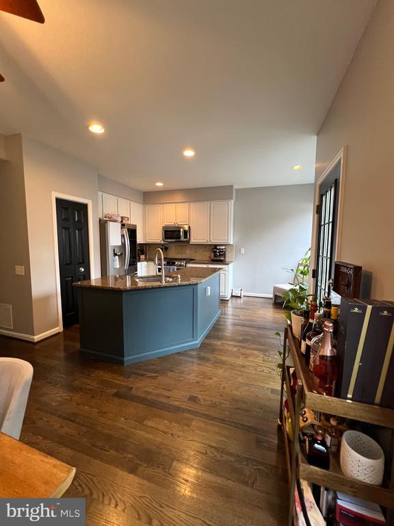 47667 SANDBANK SQUARE