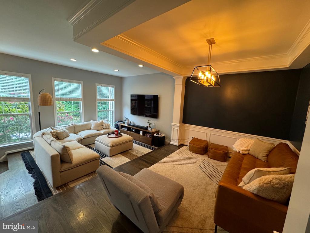 47667 SANDBANK SQUARE