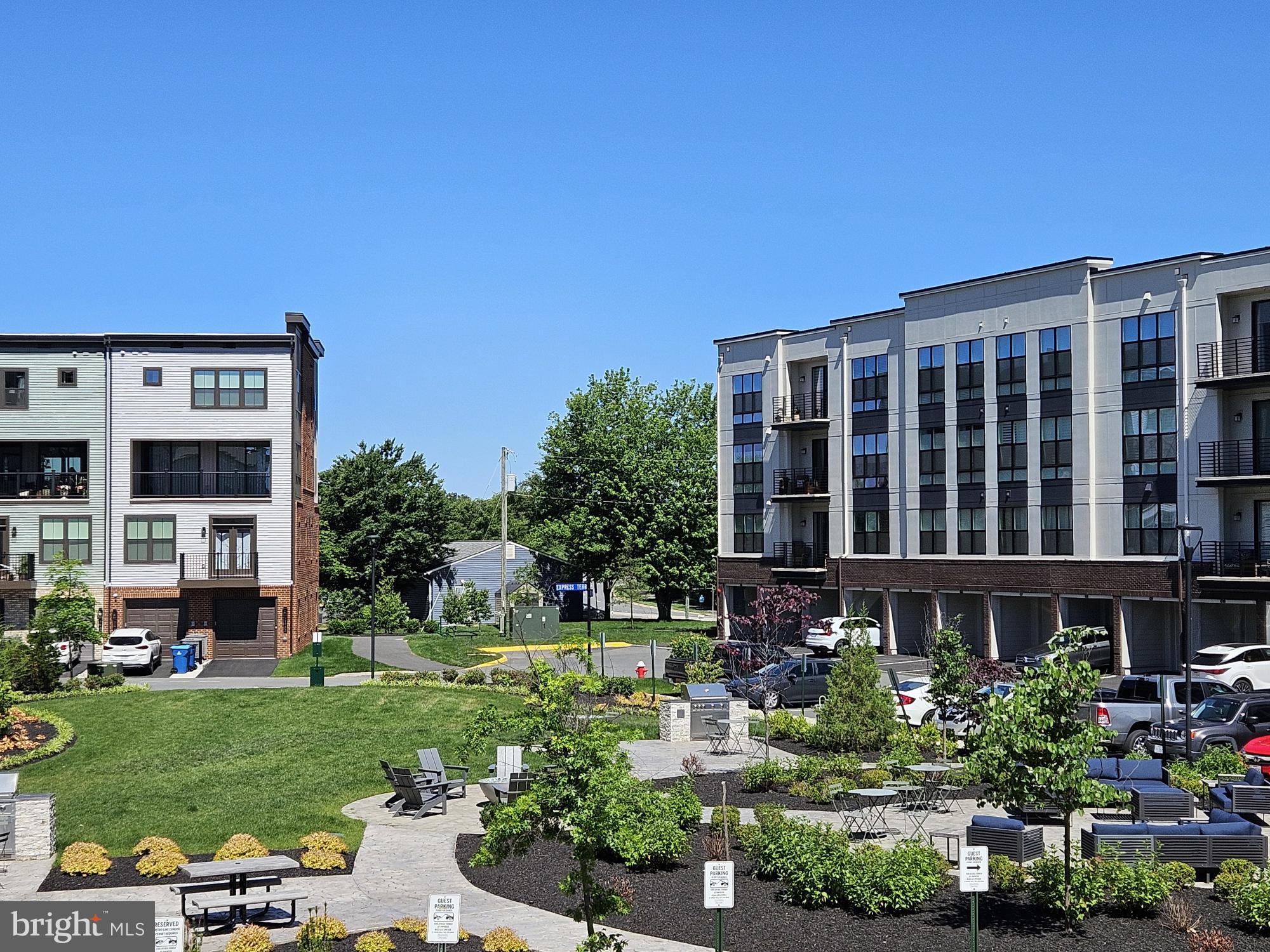 43795 TRANSIT SQUARE 202