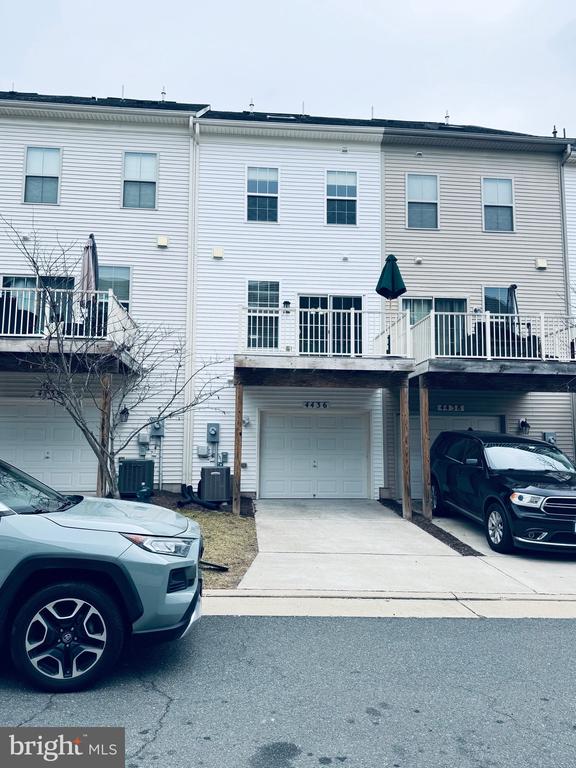 4436 POTOMAC HIGHLANDS CIRCLE