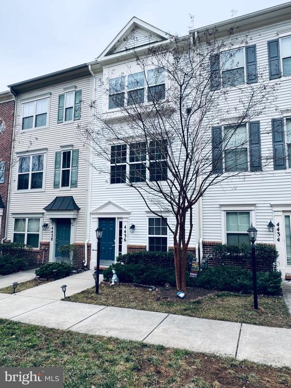 4436 POTOMAC HIGHLANDS CIRCLE