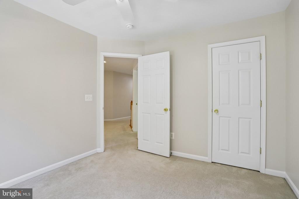15230 LORD CULPEPER COURT