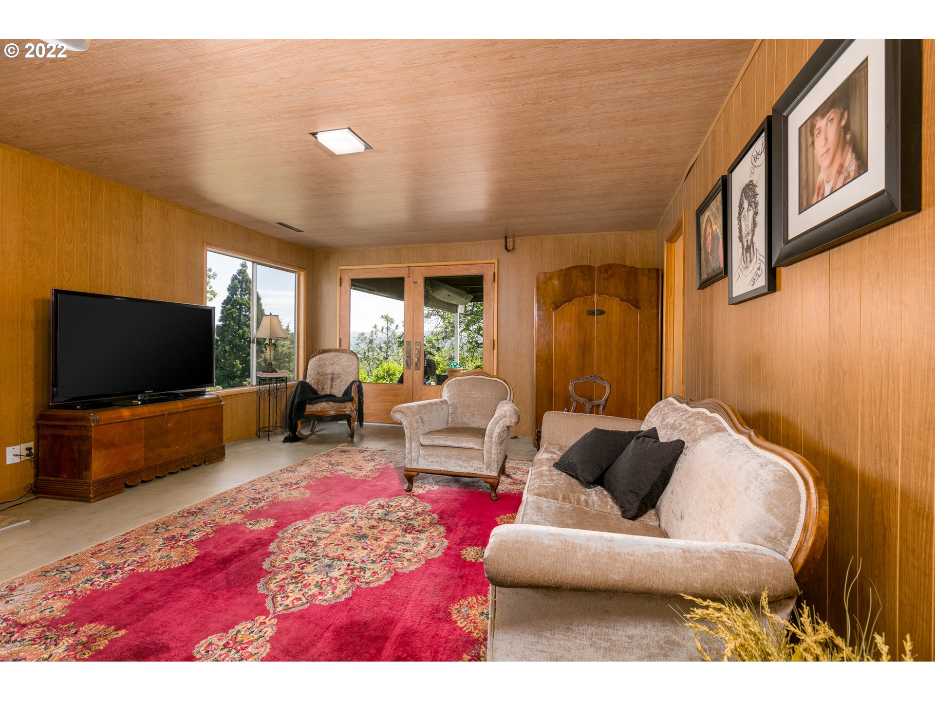 2115 W 13TH