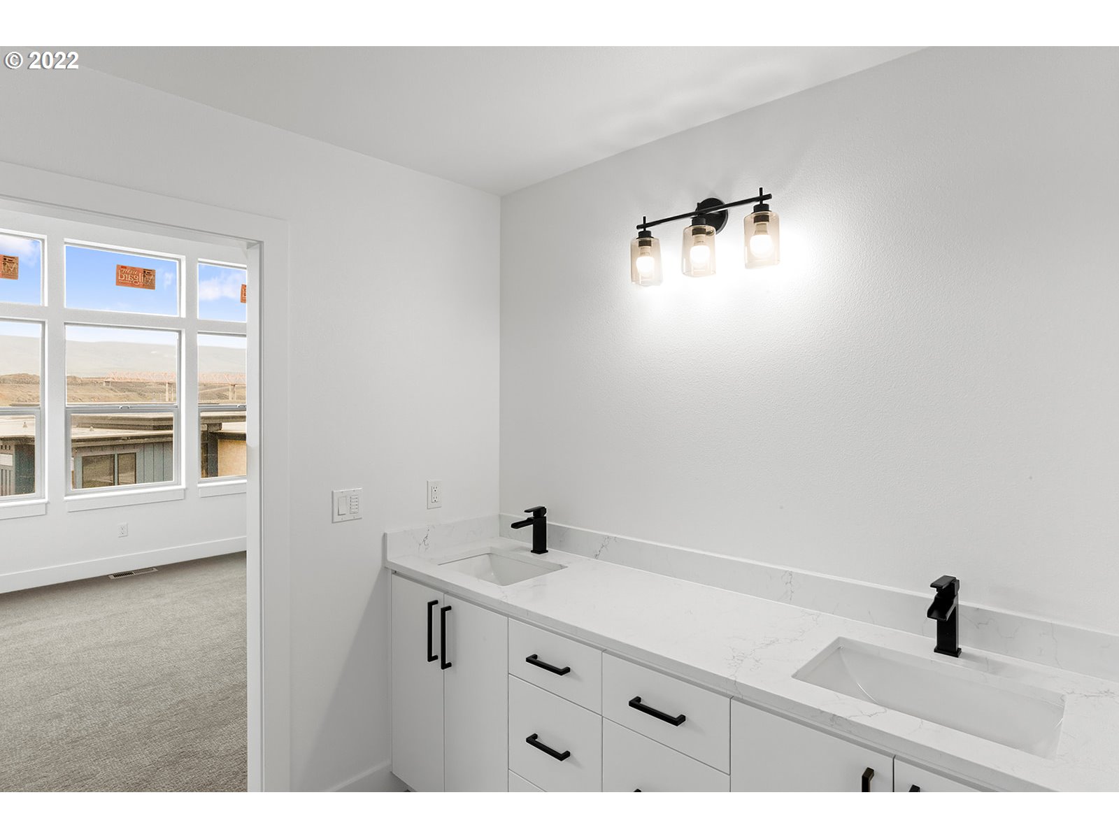 132 Southshore LN