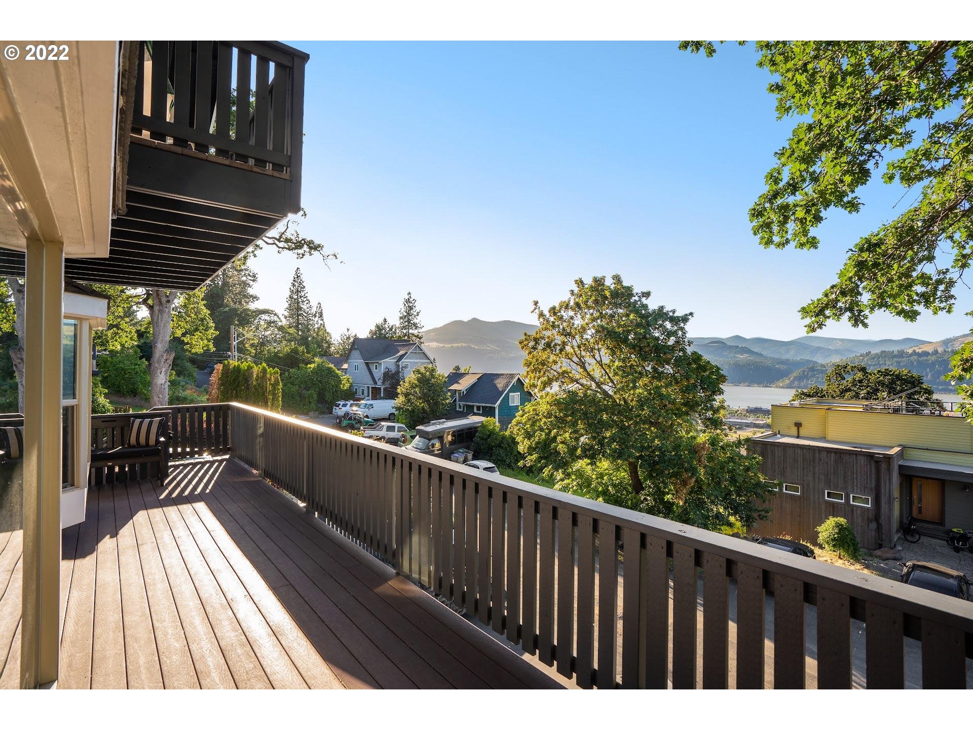 7 MONTELLO AVE