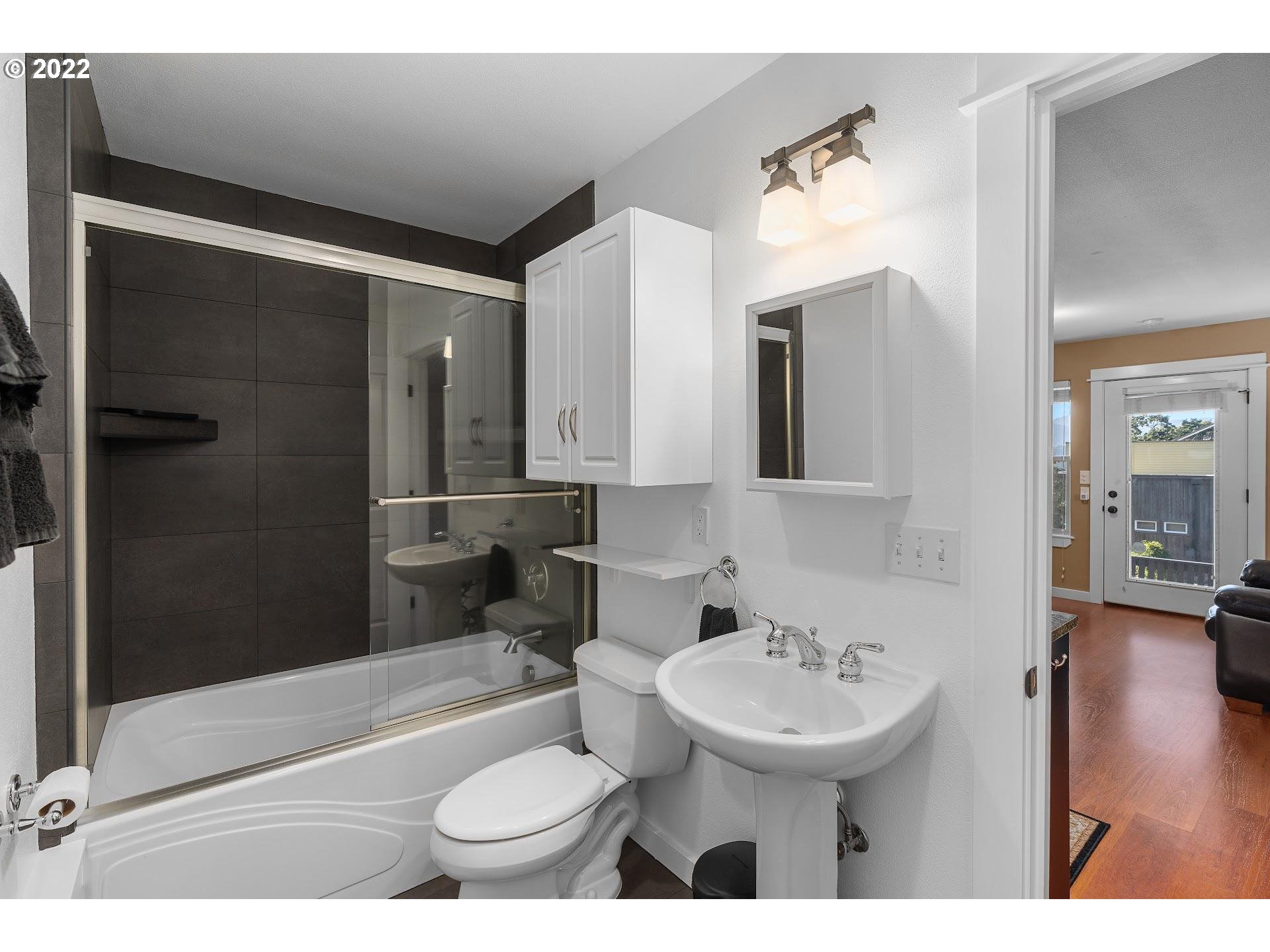 7 MONTELLO AVE