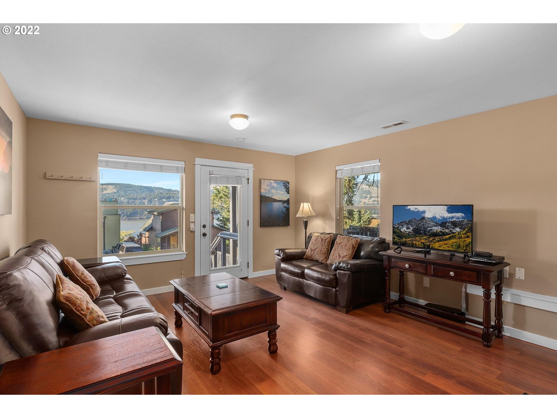 7 MONTELLO AVE