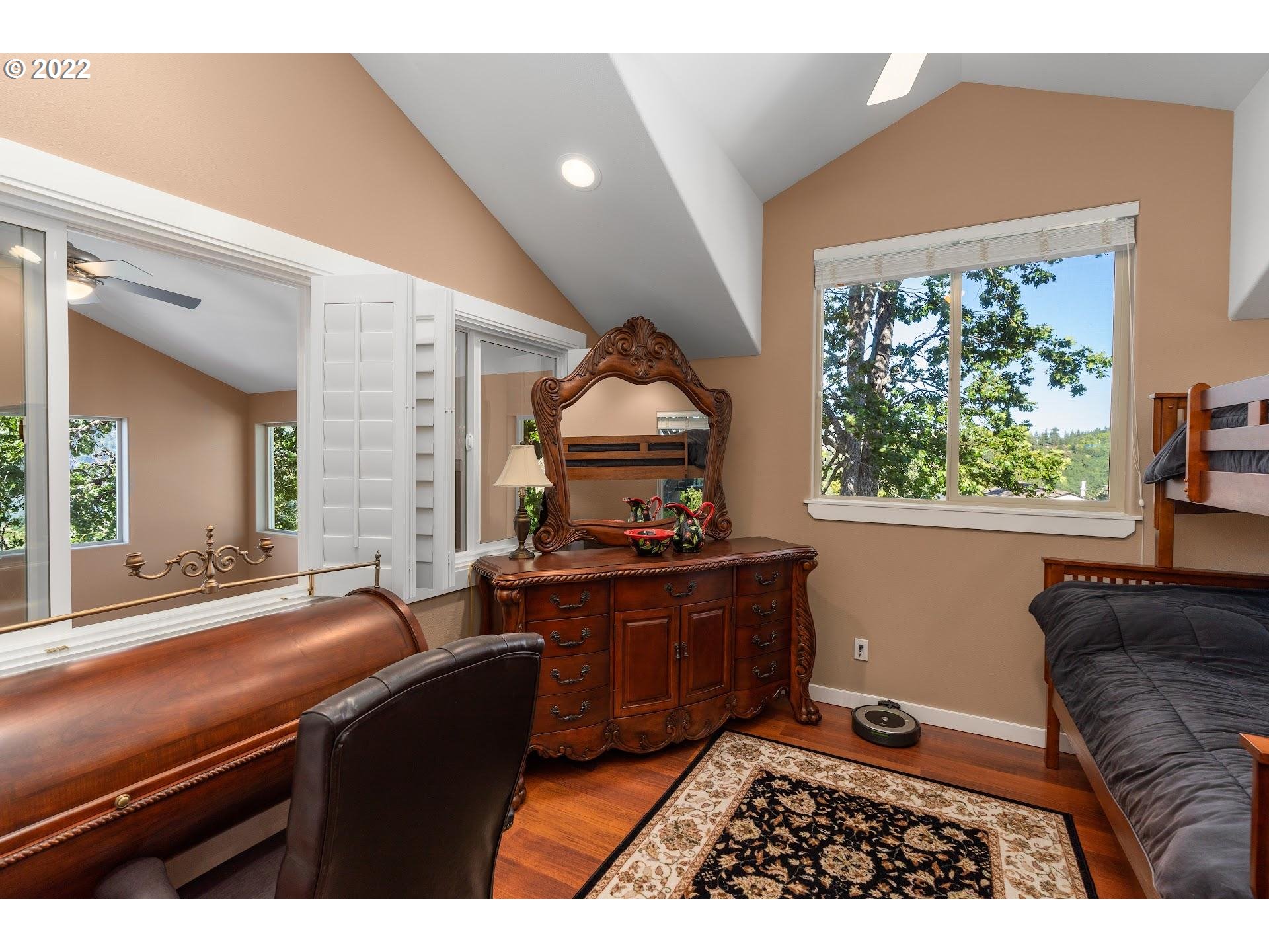 7 MONTELLO AVE