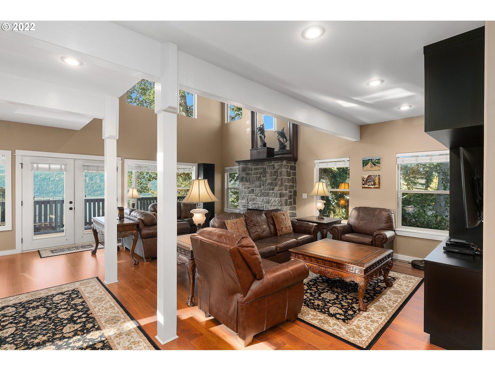 7 MONTELLO AVE