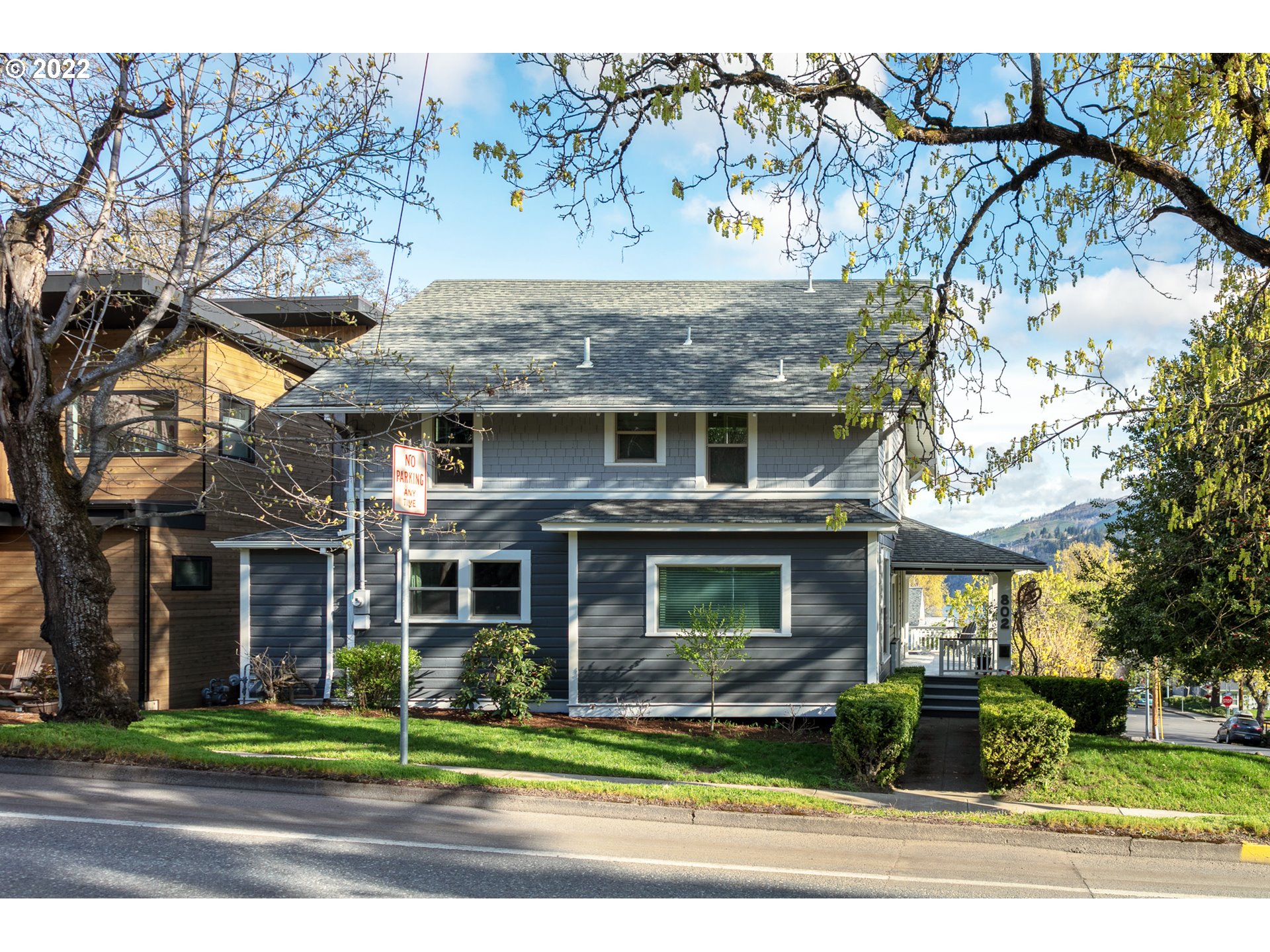 802 OAK