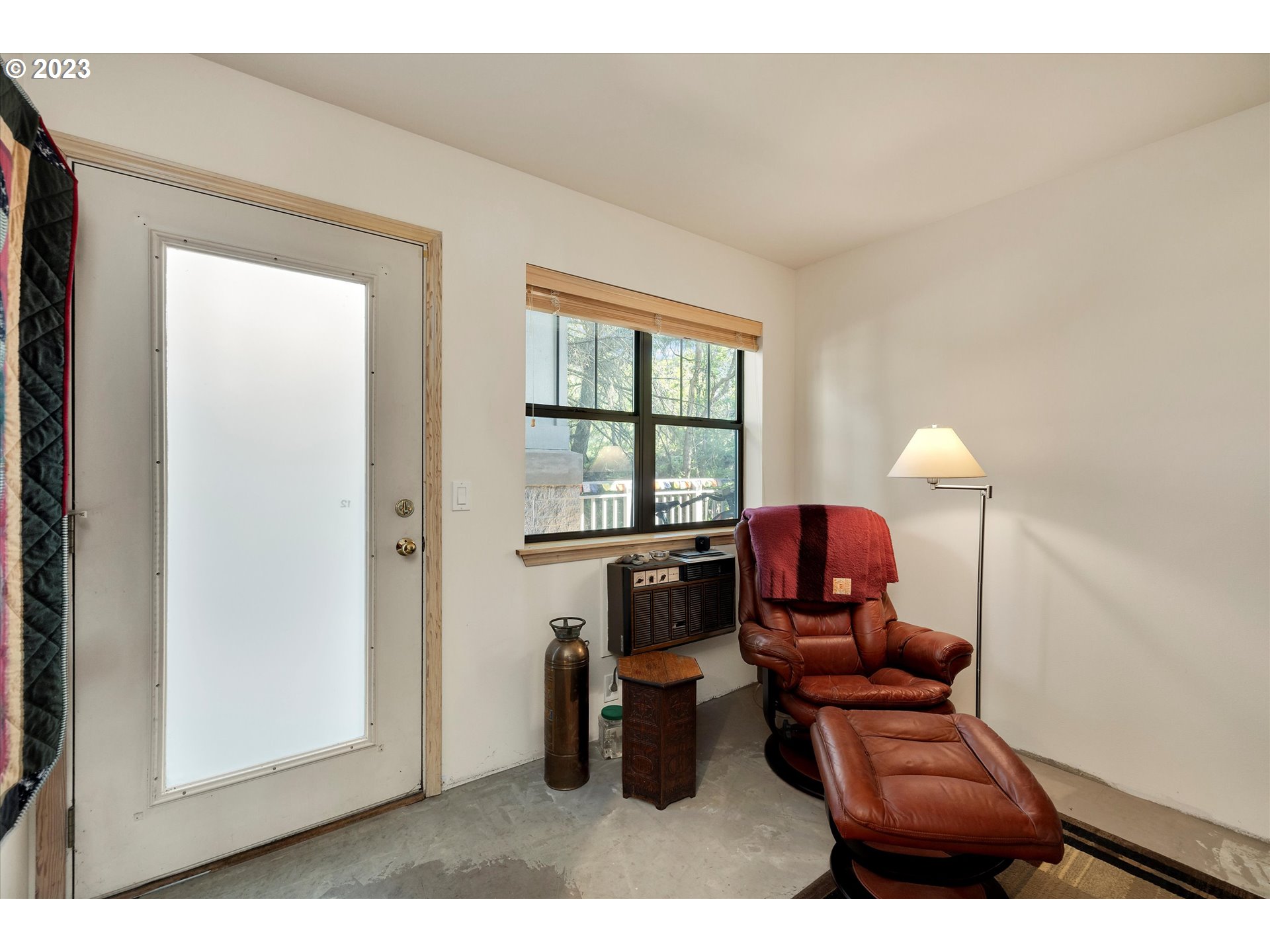 105 COUNTRY CLUB RD Unit: 12