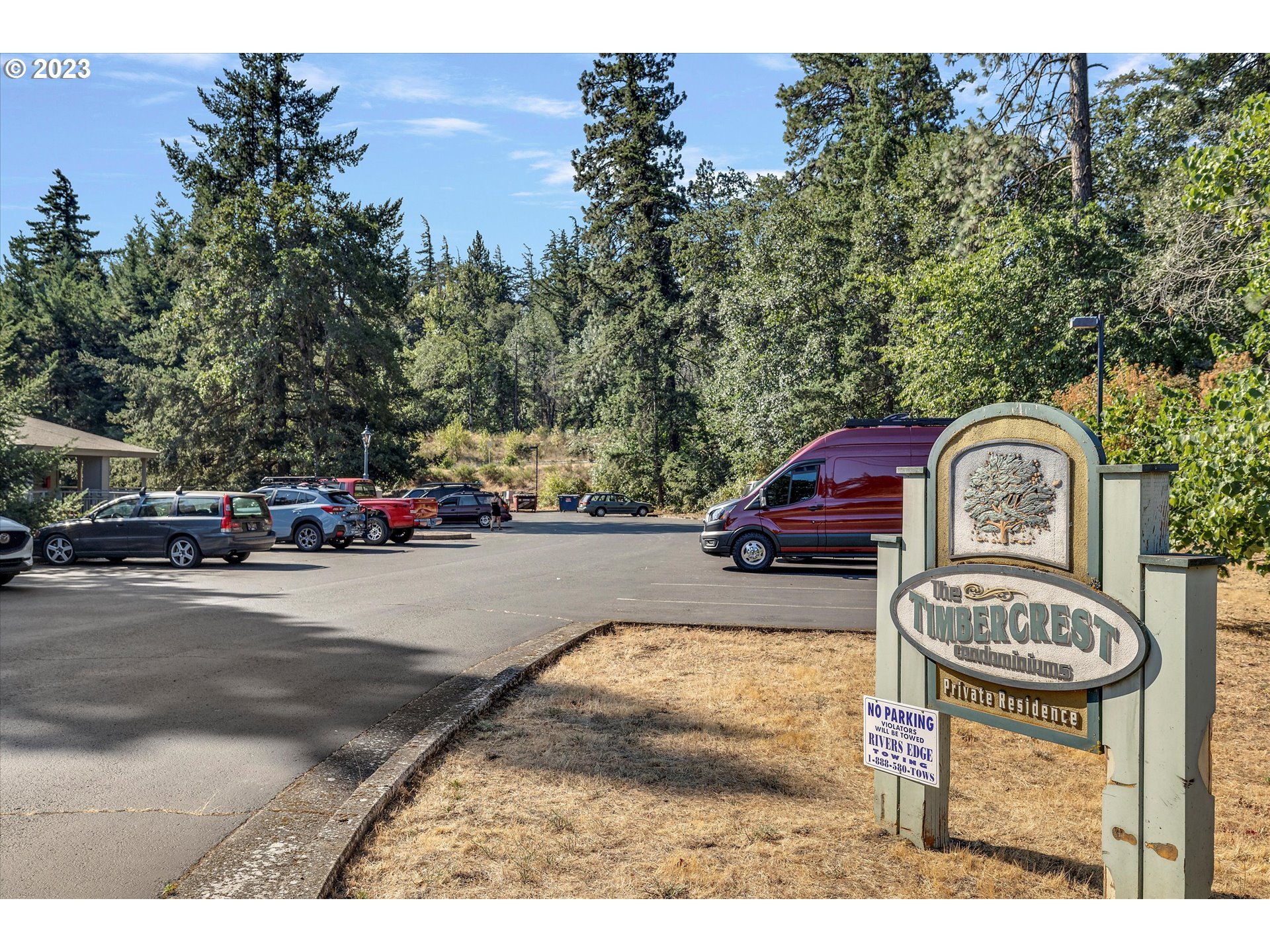 105 COUNTRY CLUB RD Unit: 12