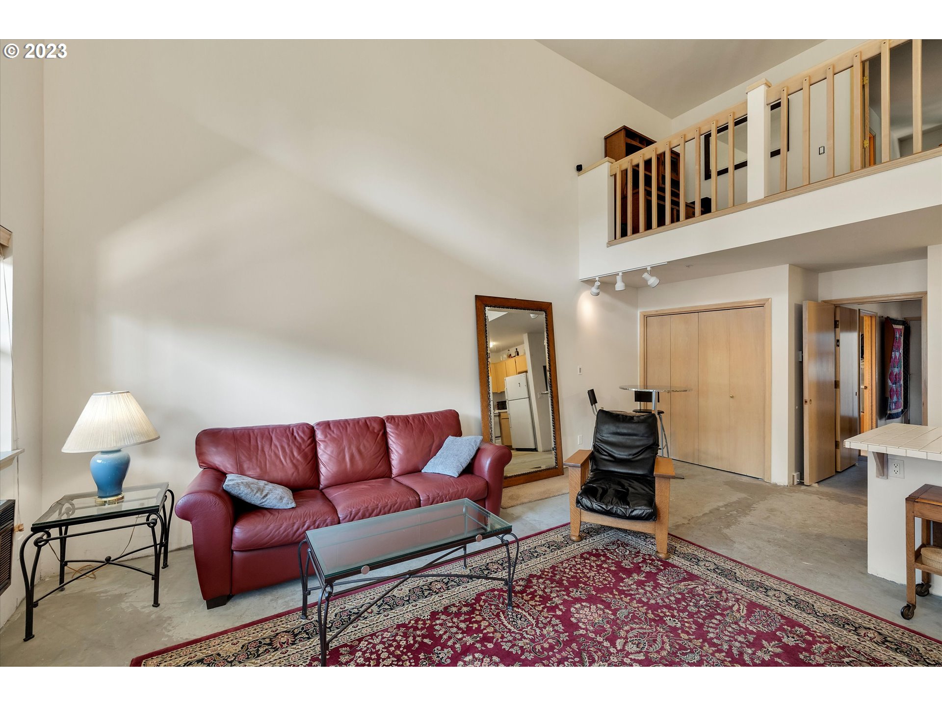105 COUNTRY CLUB RD Unit: 12