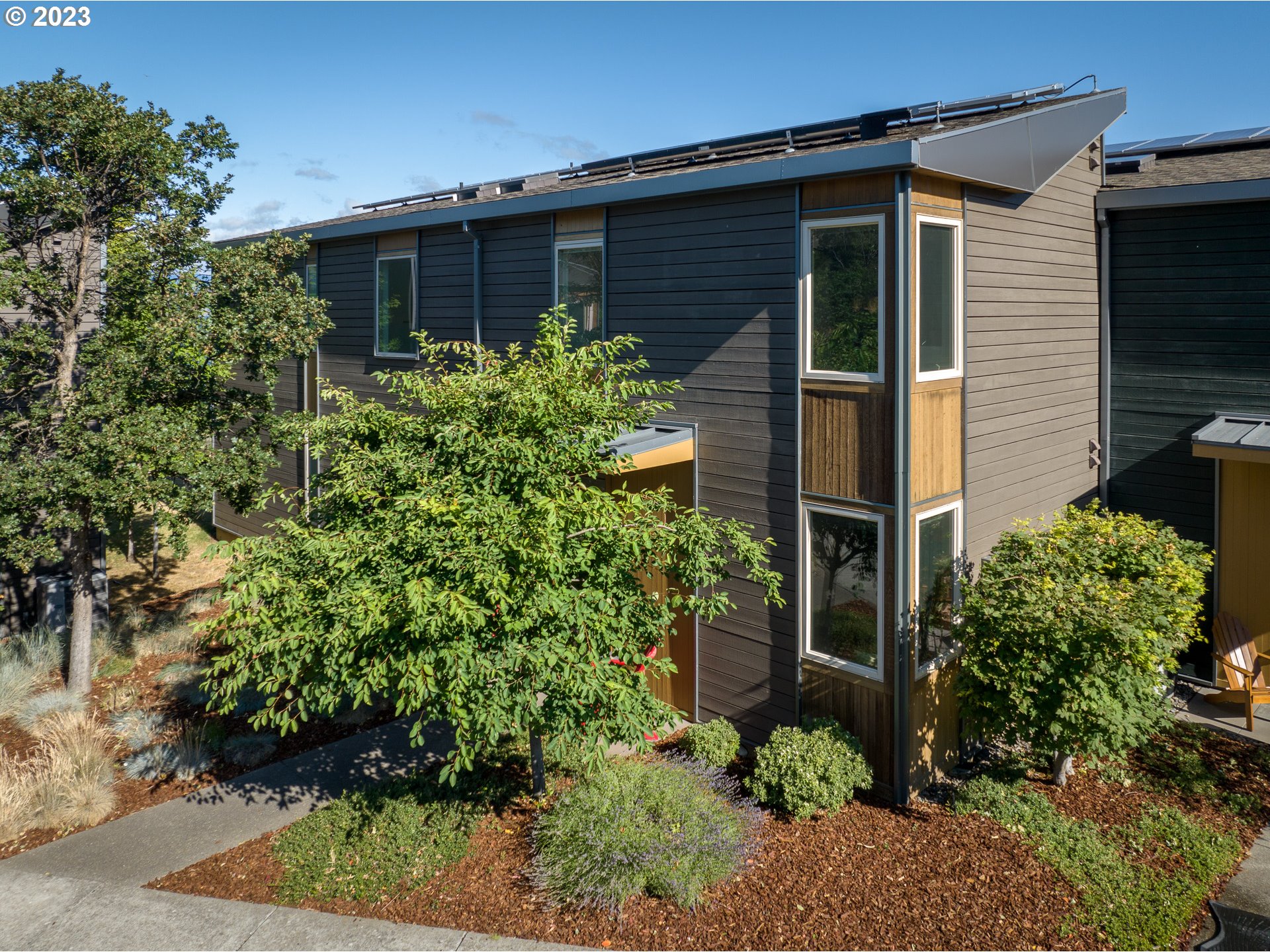27 MOSIER CREEK PL