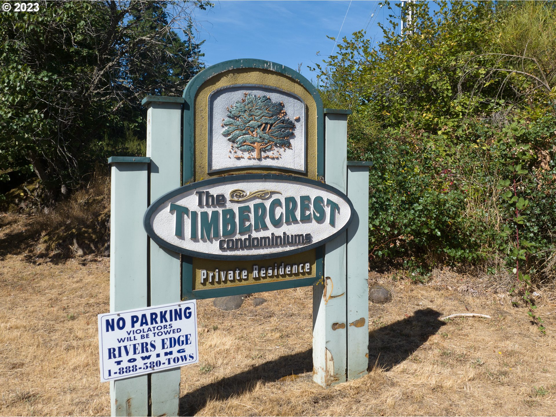 105 COUNTRY CLUB RD Unit: 16