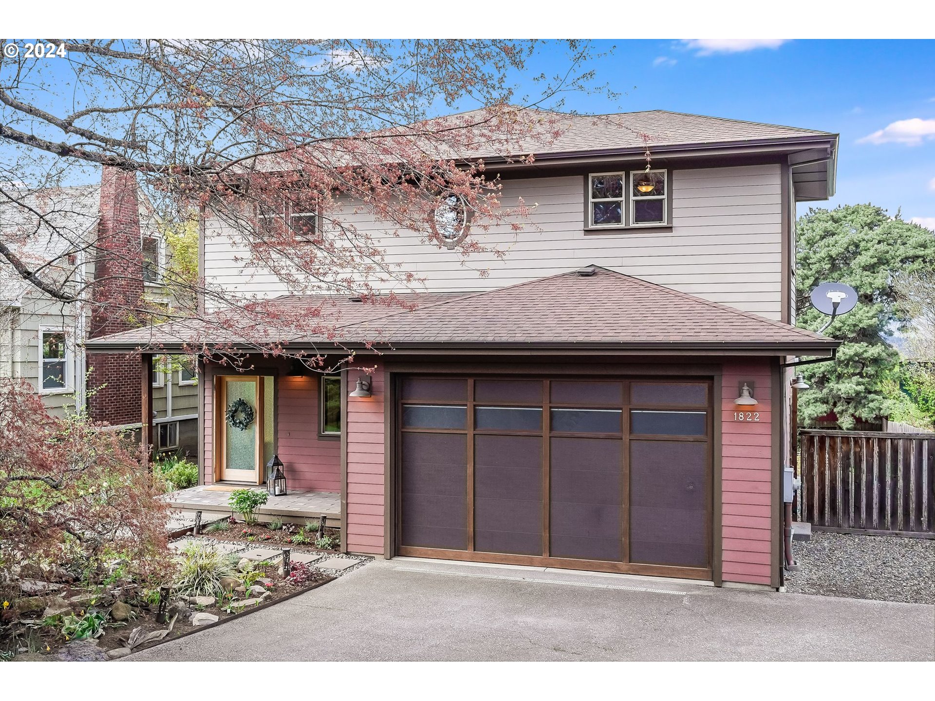 1822 MAY ST