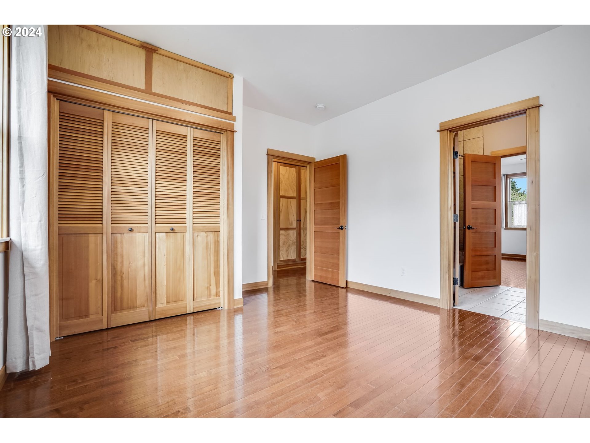 1822 MAY ST