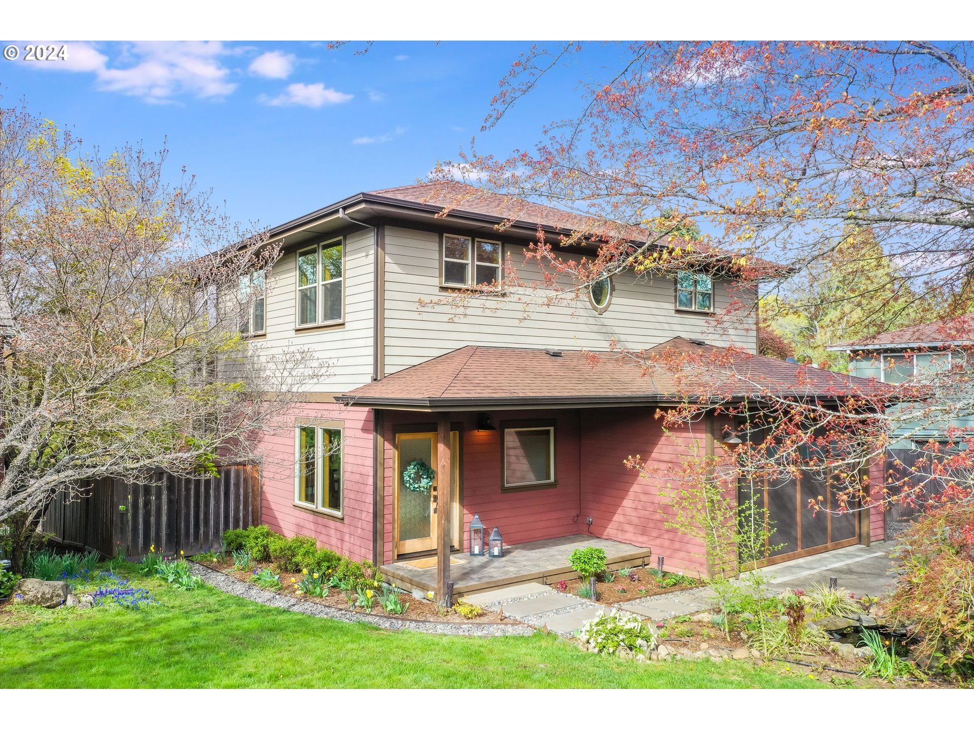1822 MAY ST