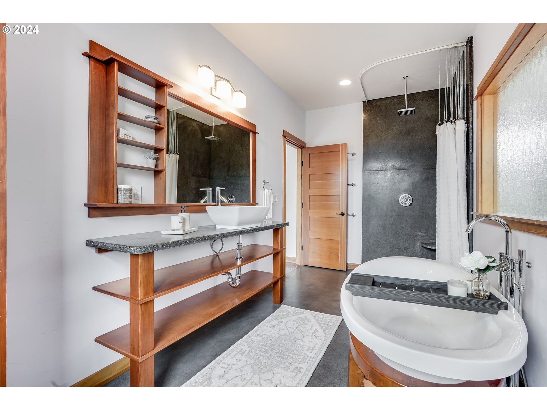 1822 MAY ST