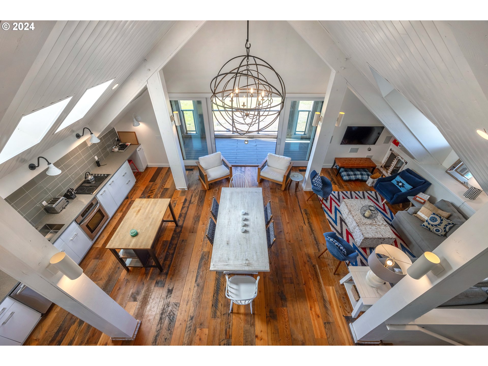 81582 WAMIC MARKET RD