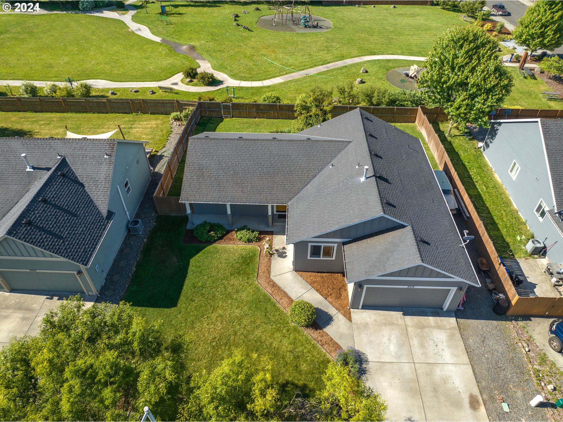 3514 JONES LOOP