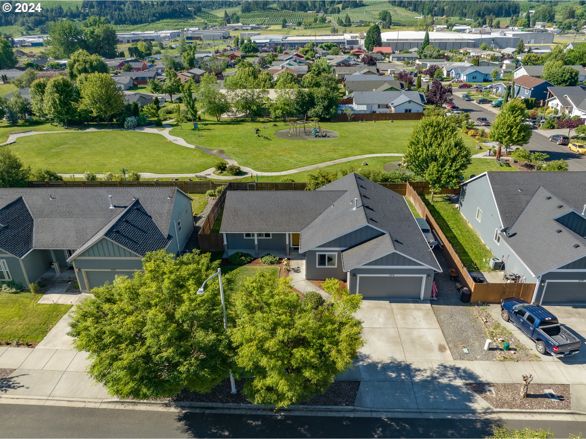 3514 JONES LOOP