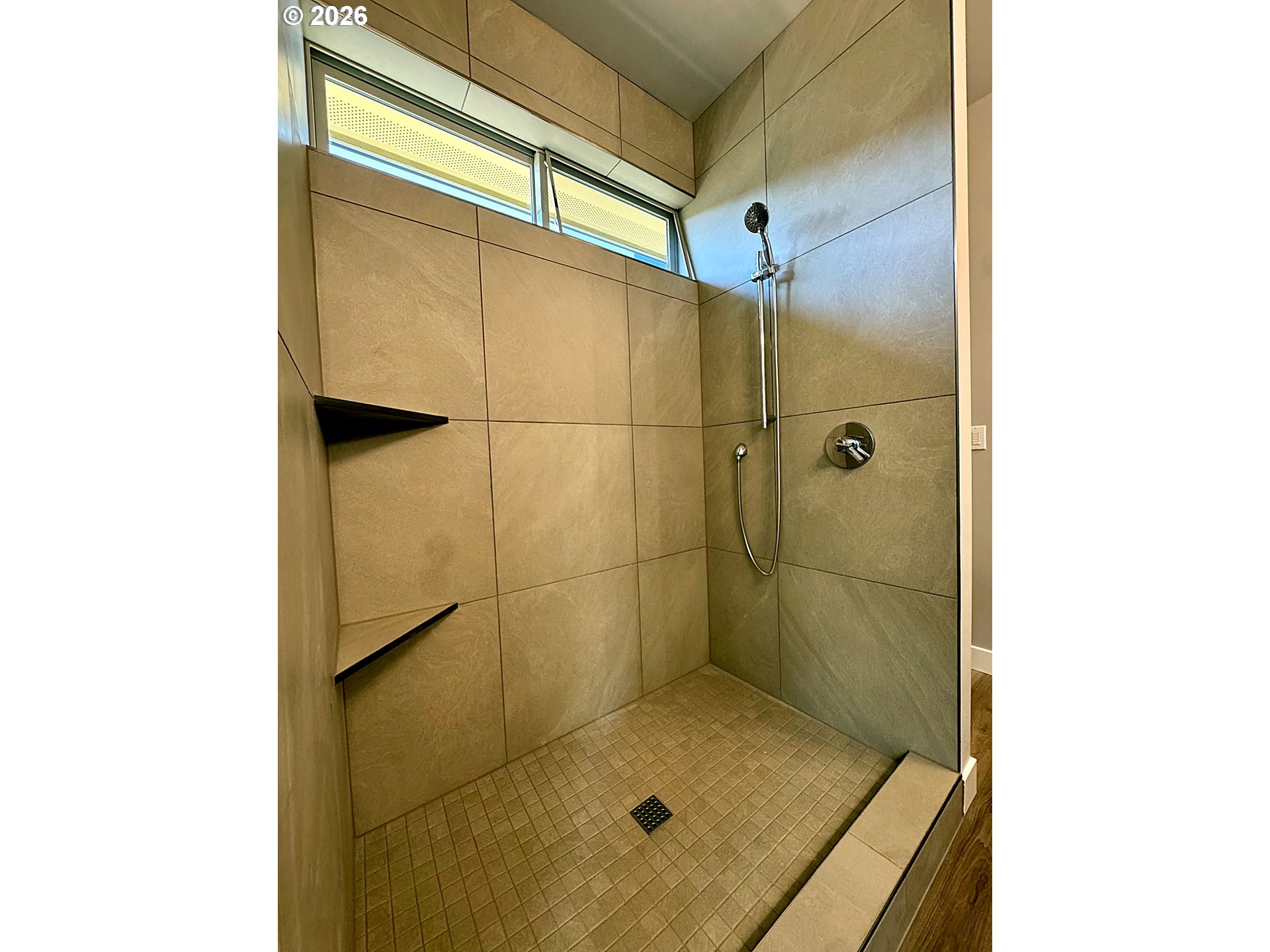 155 SOUTHSHORE AVE