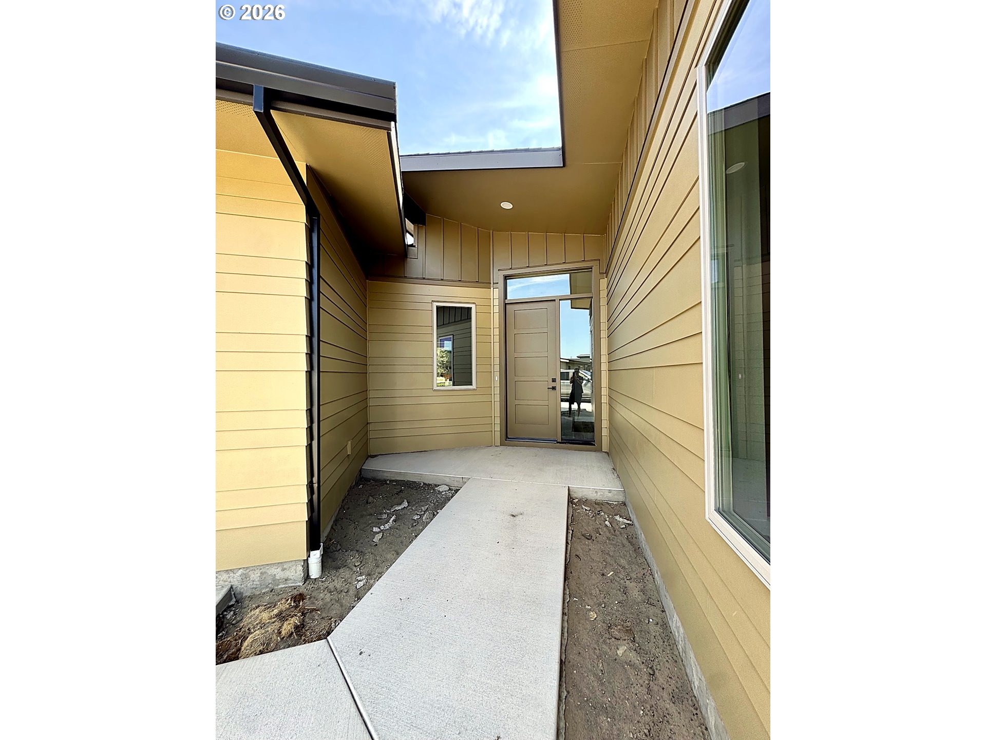 155 SOUTHSHORE AVE