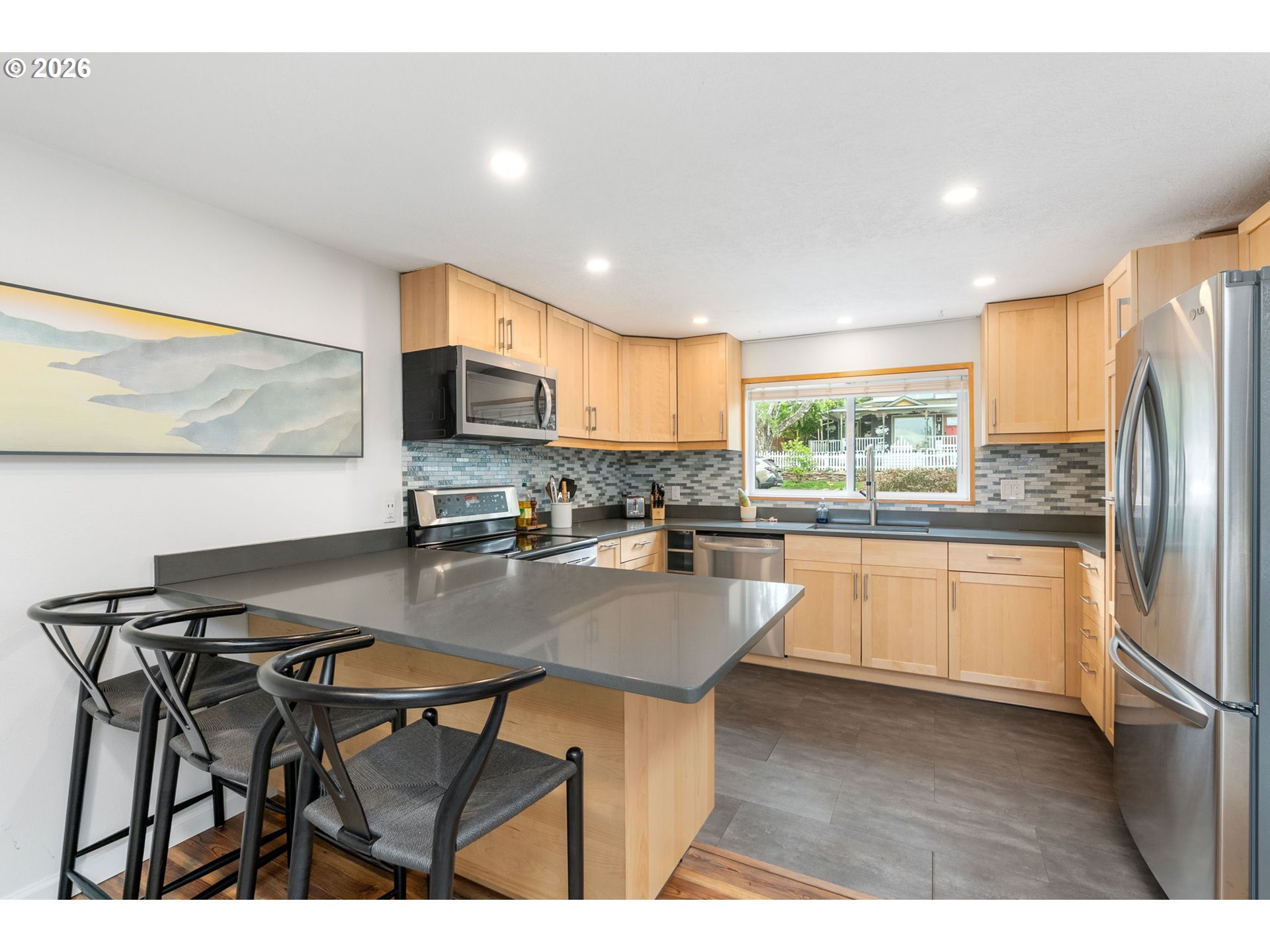 714 PROSPECT AVE