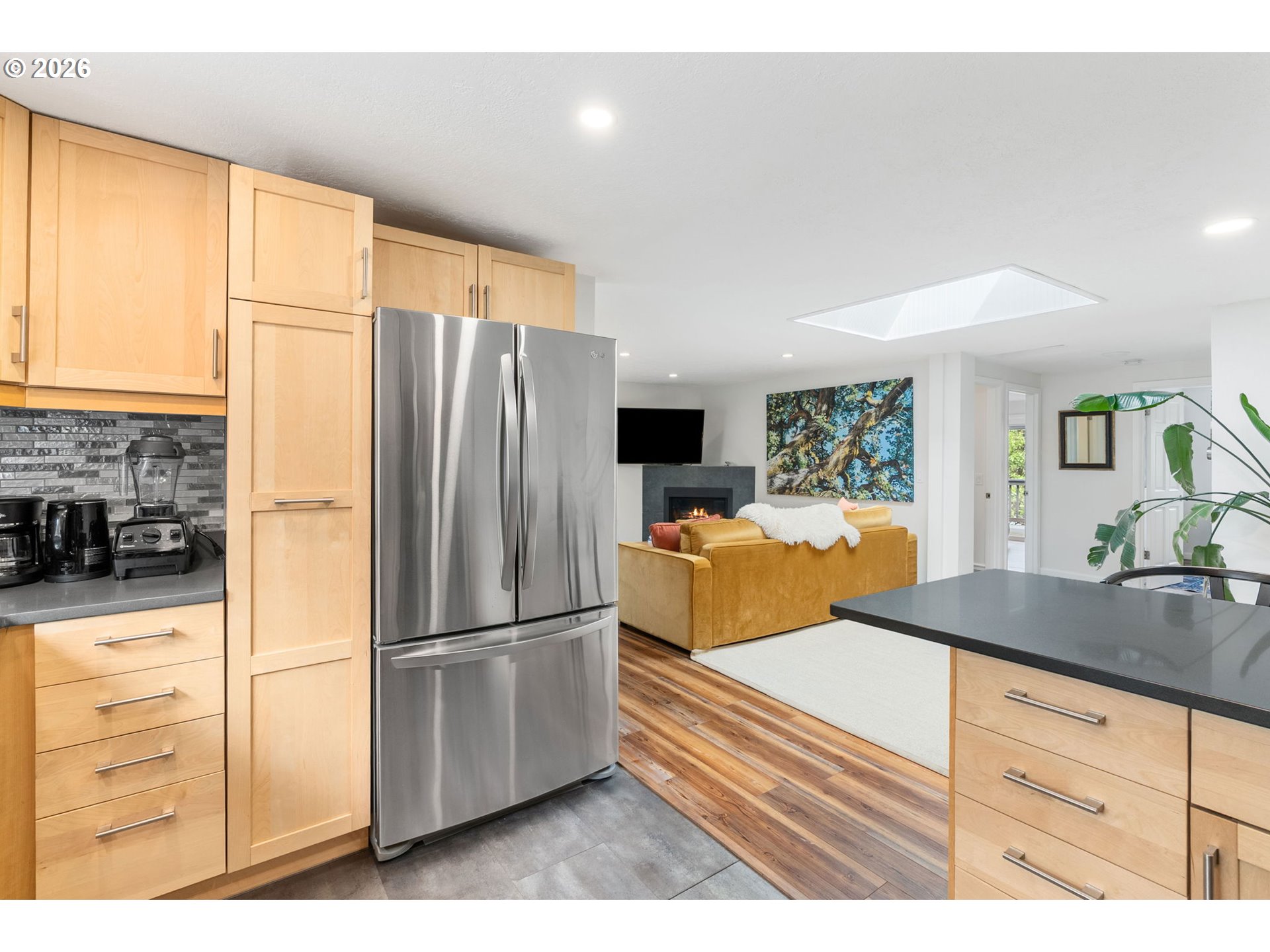 714 PROSPECT AVE