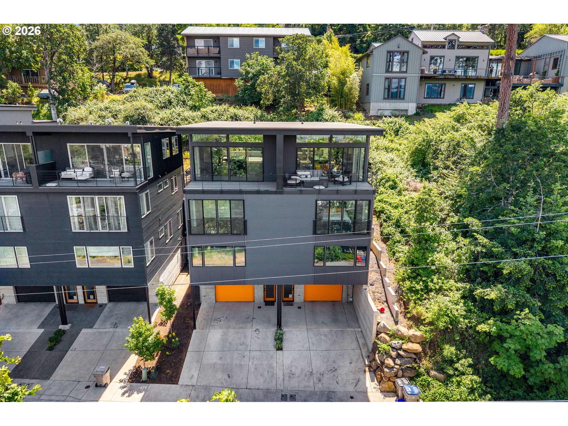 51 SHERMAN AVE
