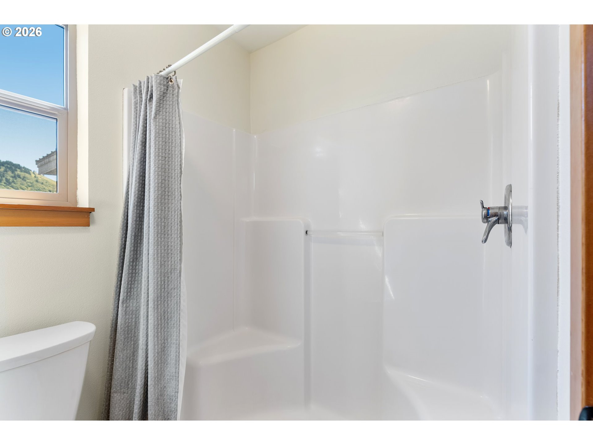 511 SE UPPER WYERS