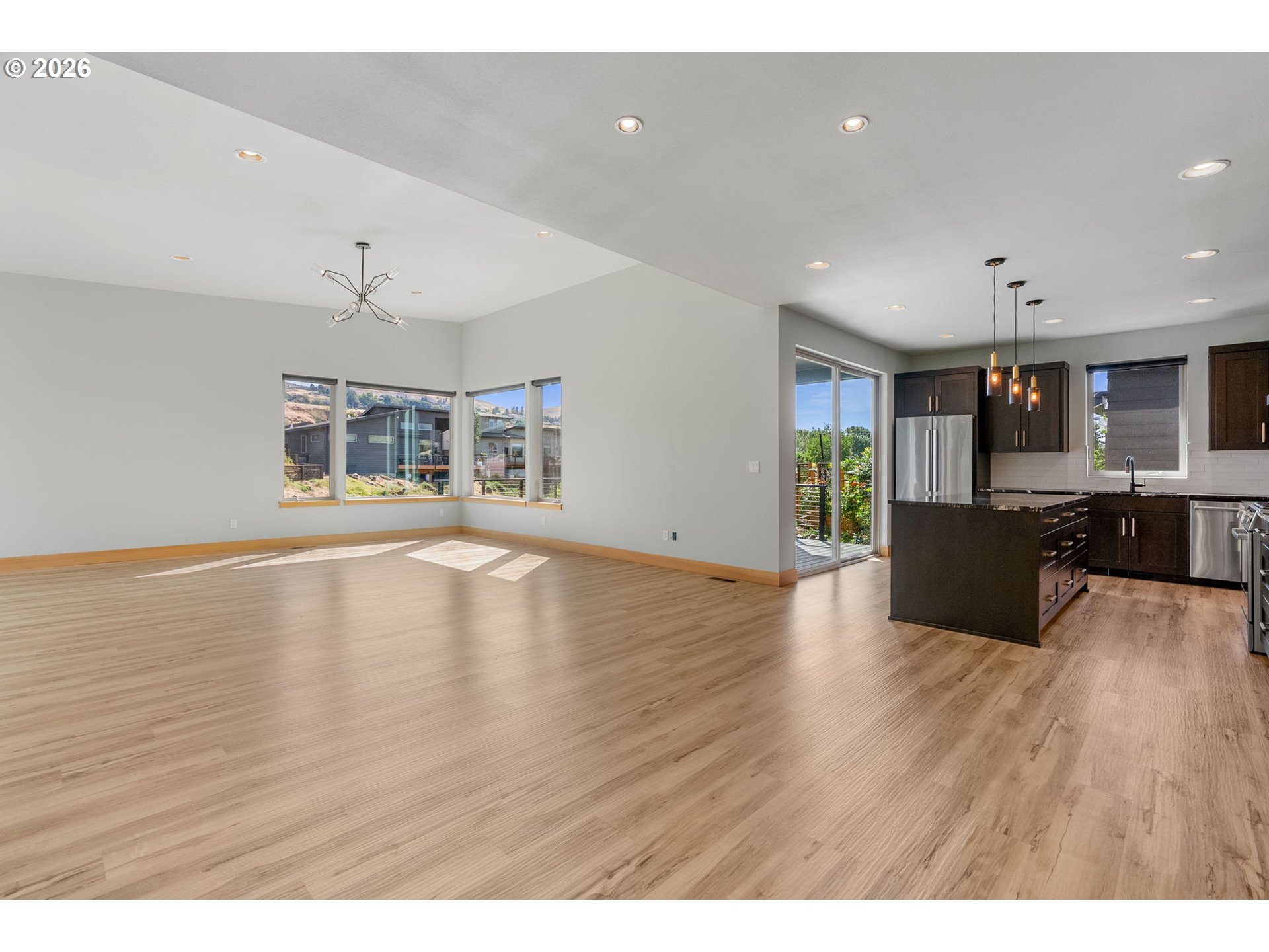 100 SOUTHSHORE AVE