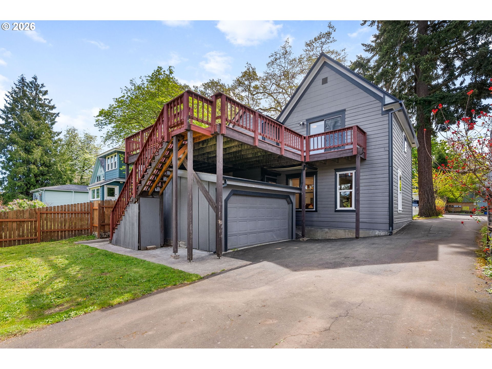 1220 EUGENE ST