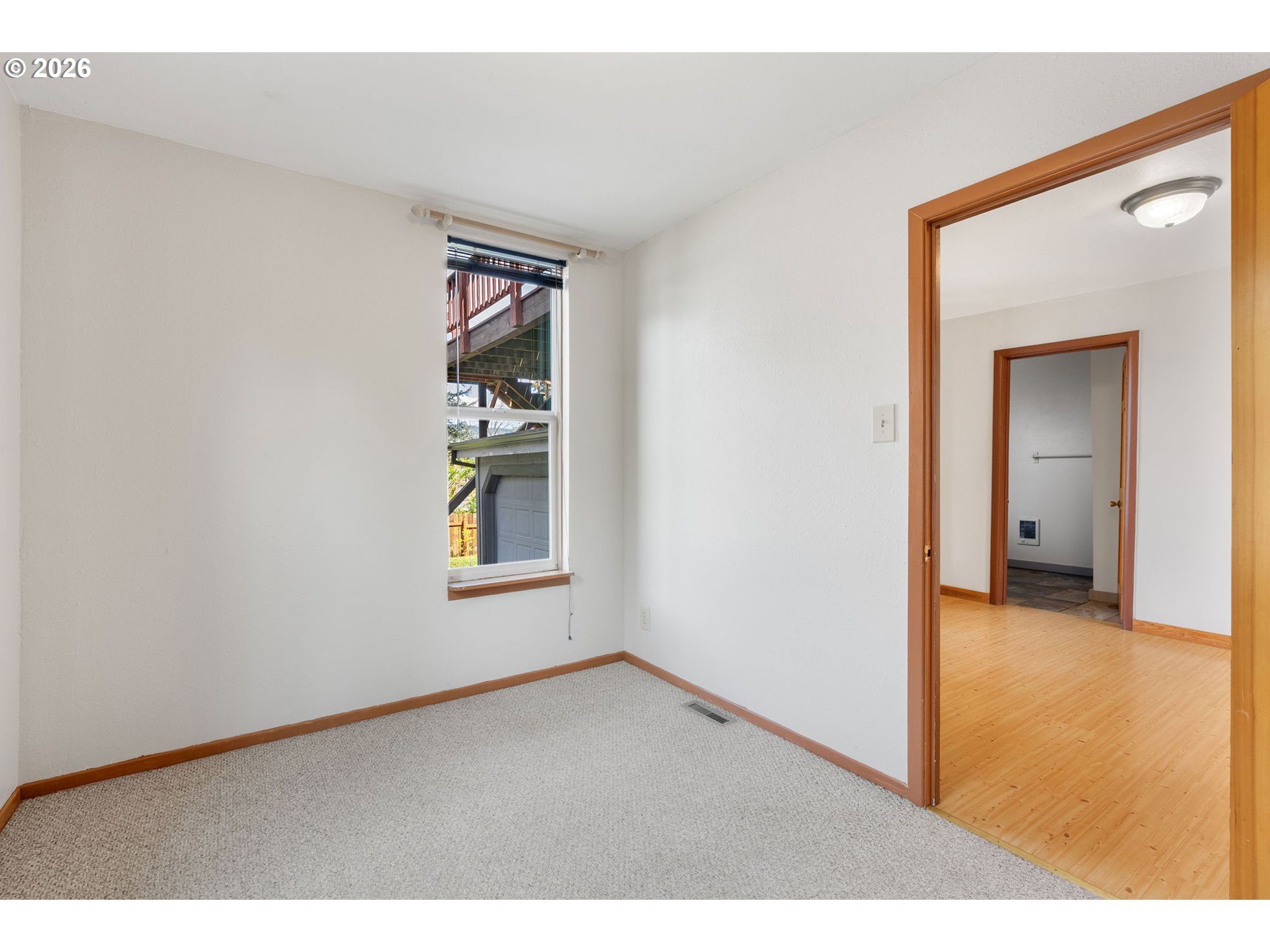 1220 EUGENE ST