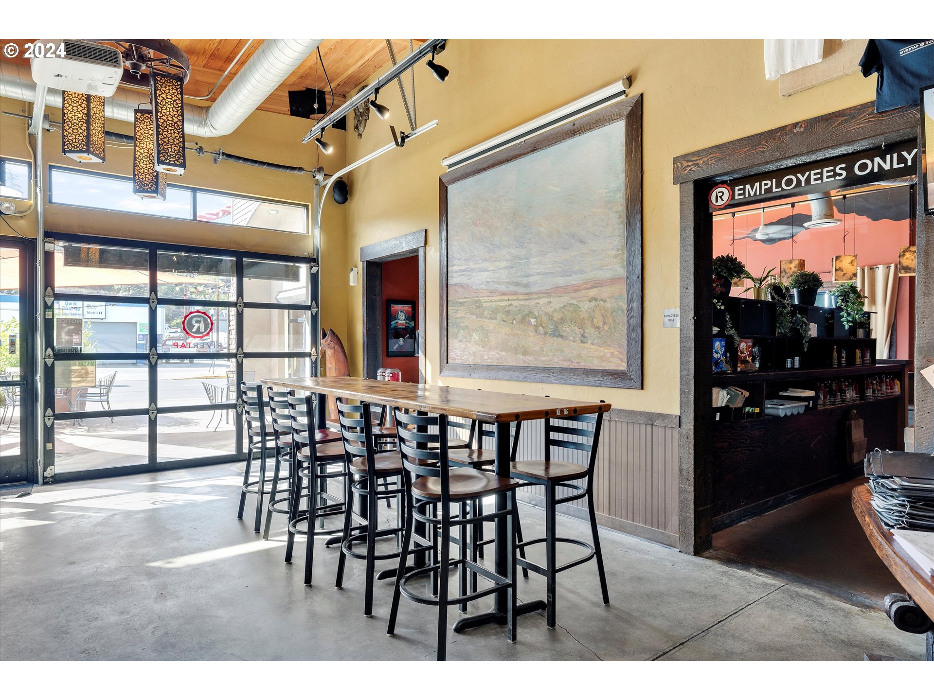 701 E 2nd, The Dalles