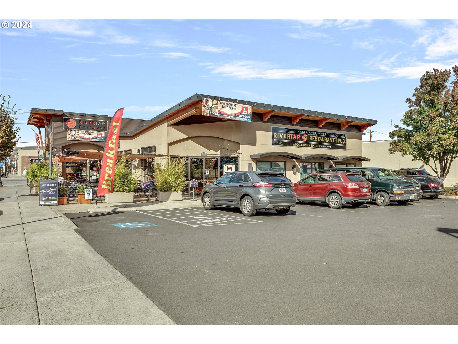 701 E 2nd, The Dalles