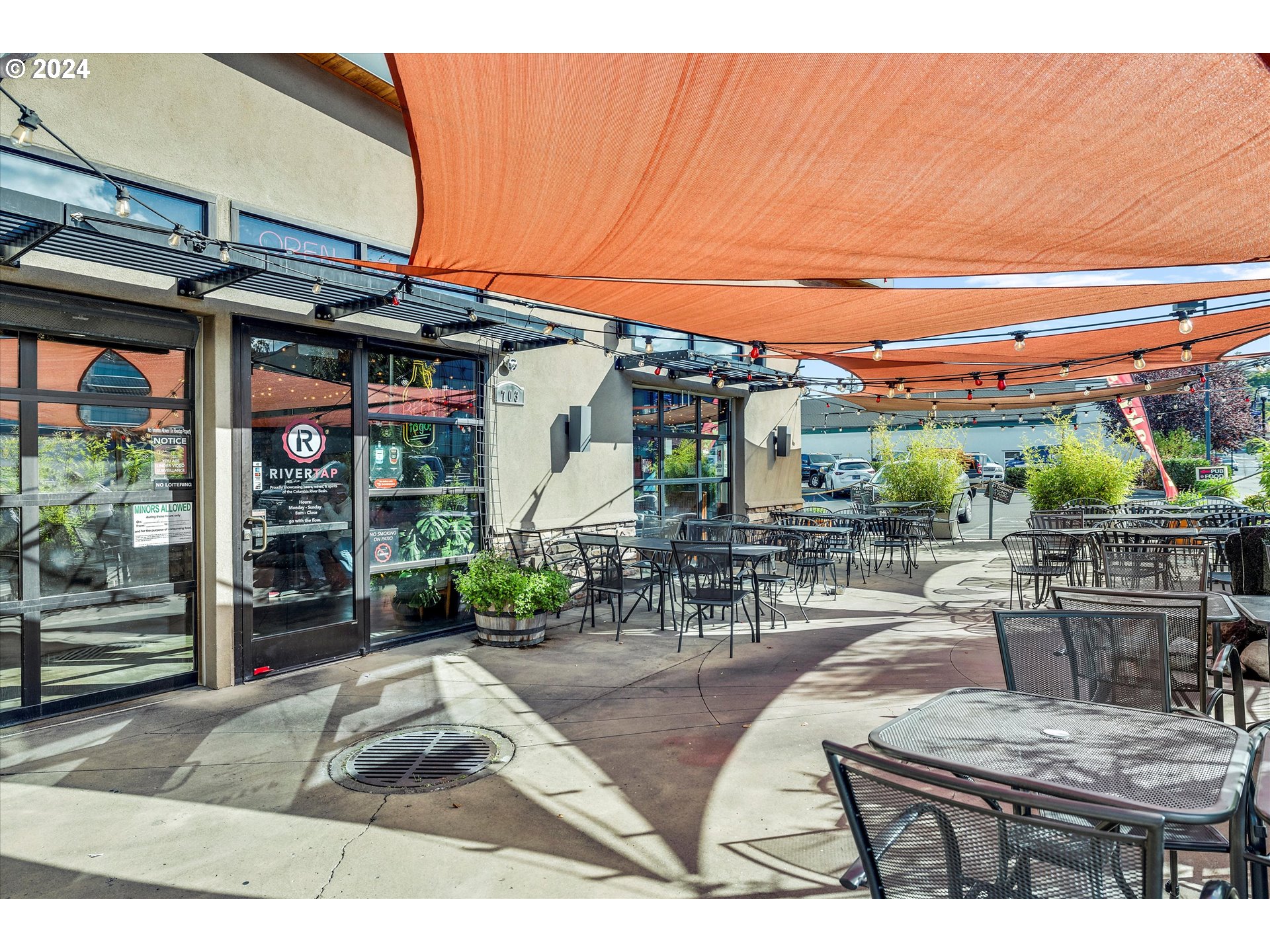 701 E 2nd, The Dalles