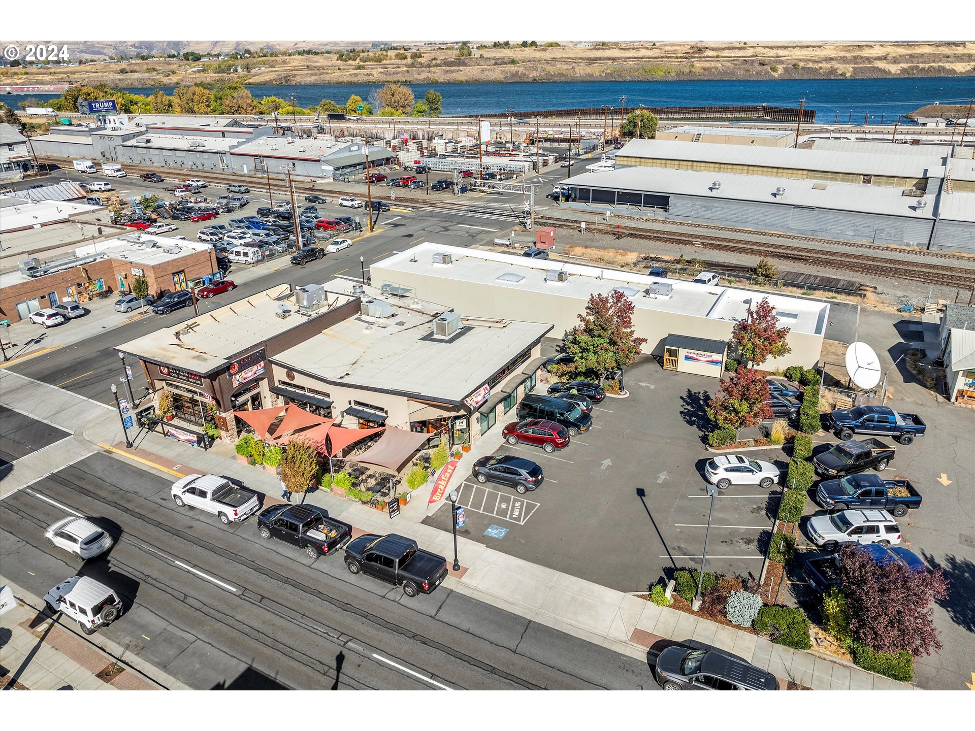 701 E 2nd, The Dalles