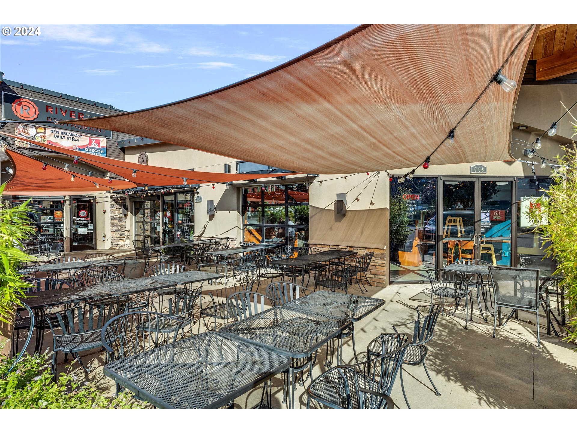 701 E 2nd, The Dalles