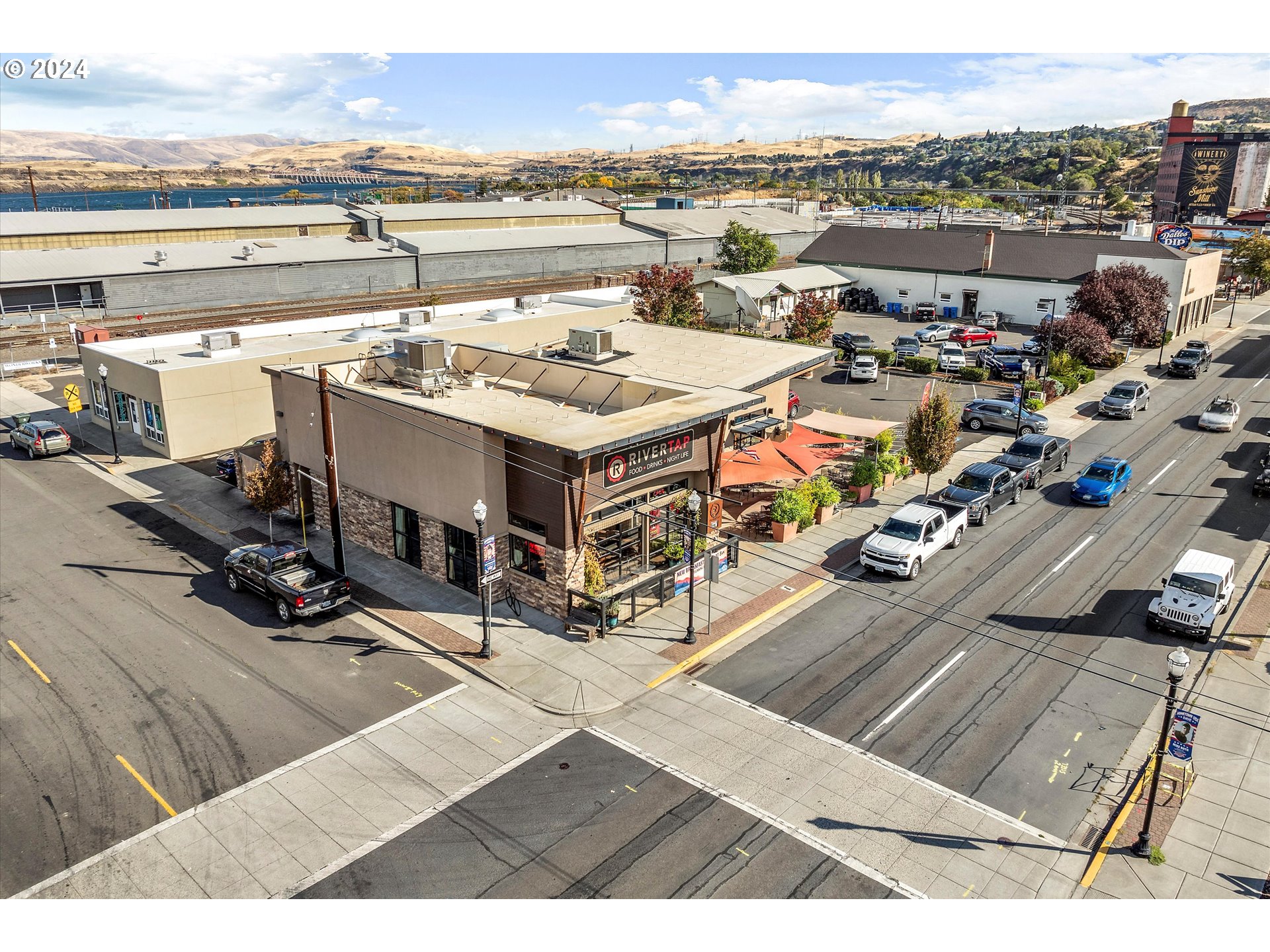 701 E 2nd, The Dalles