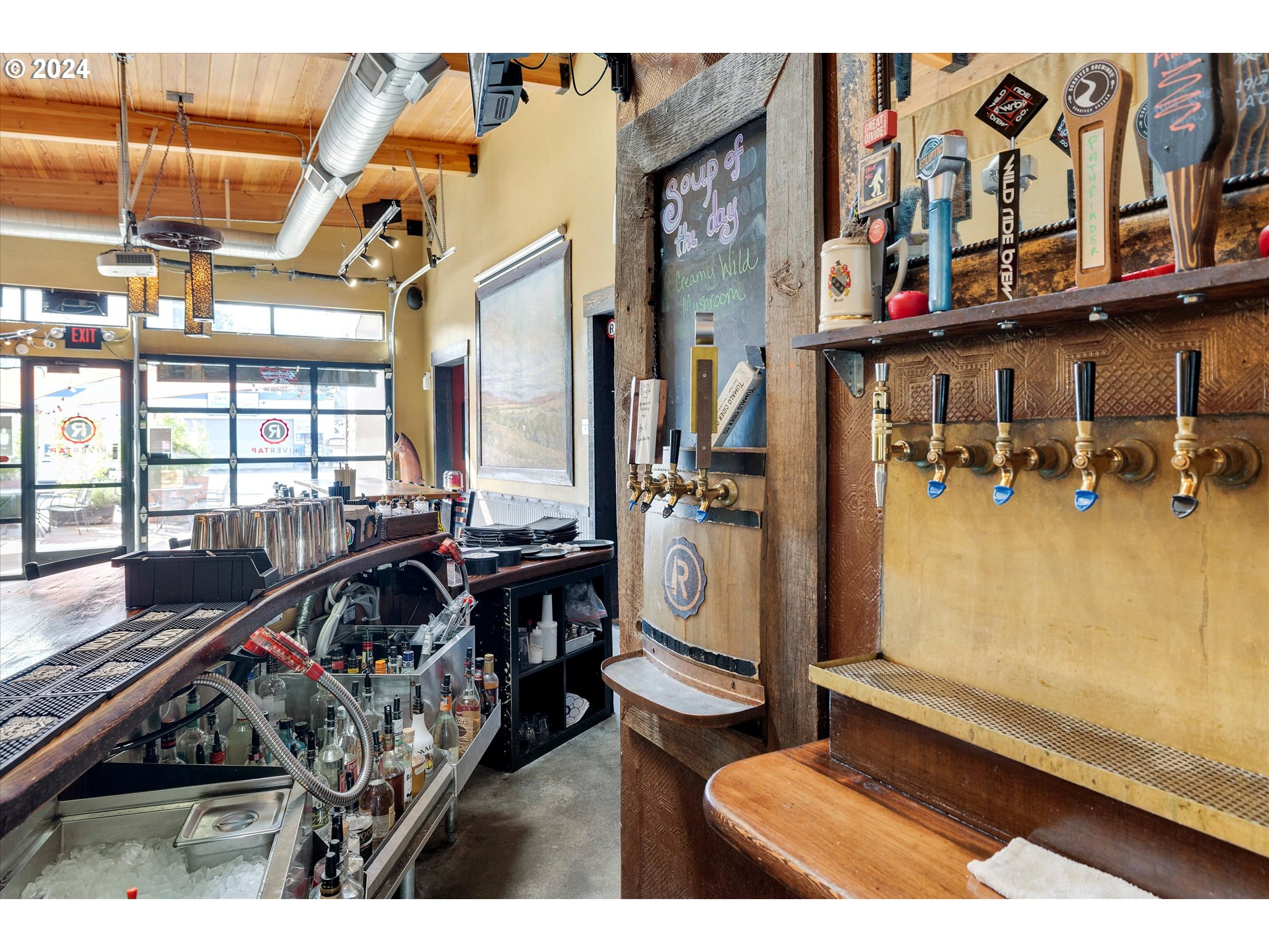 701 E 2nd, The Dalles