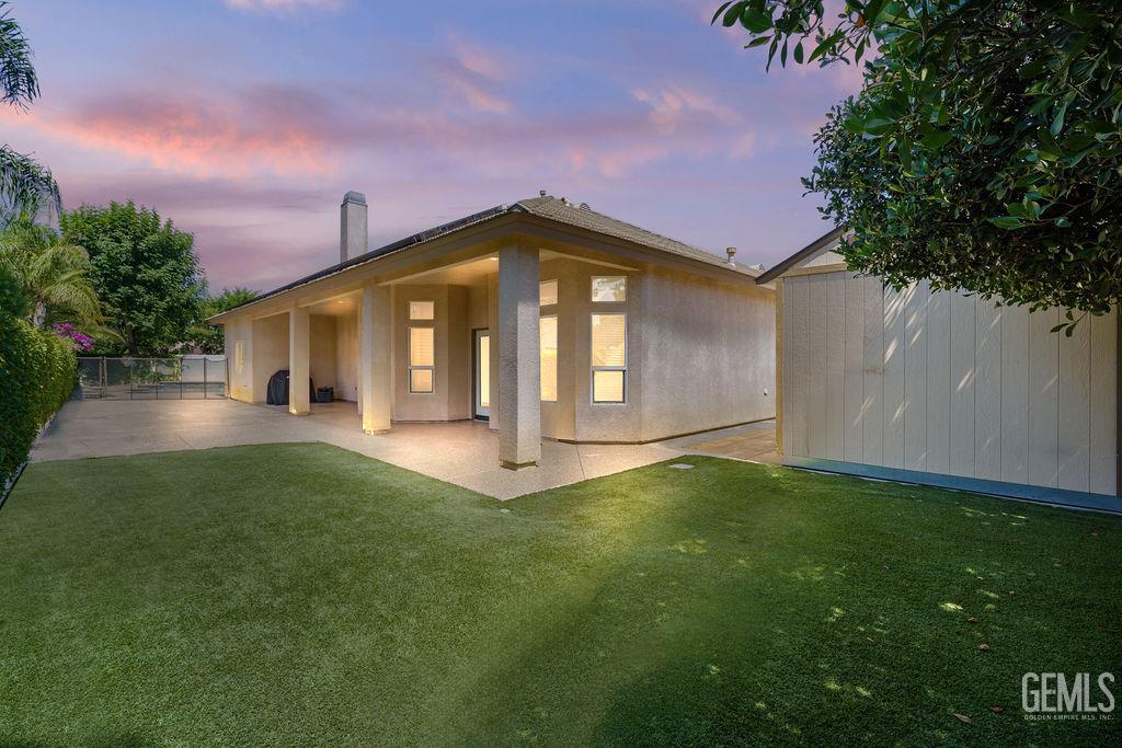 11609 Silver Crown Avenue