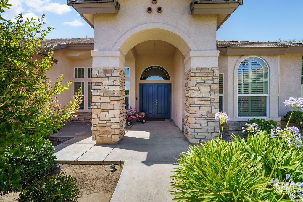 11609 Silver Crown Avenue