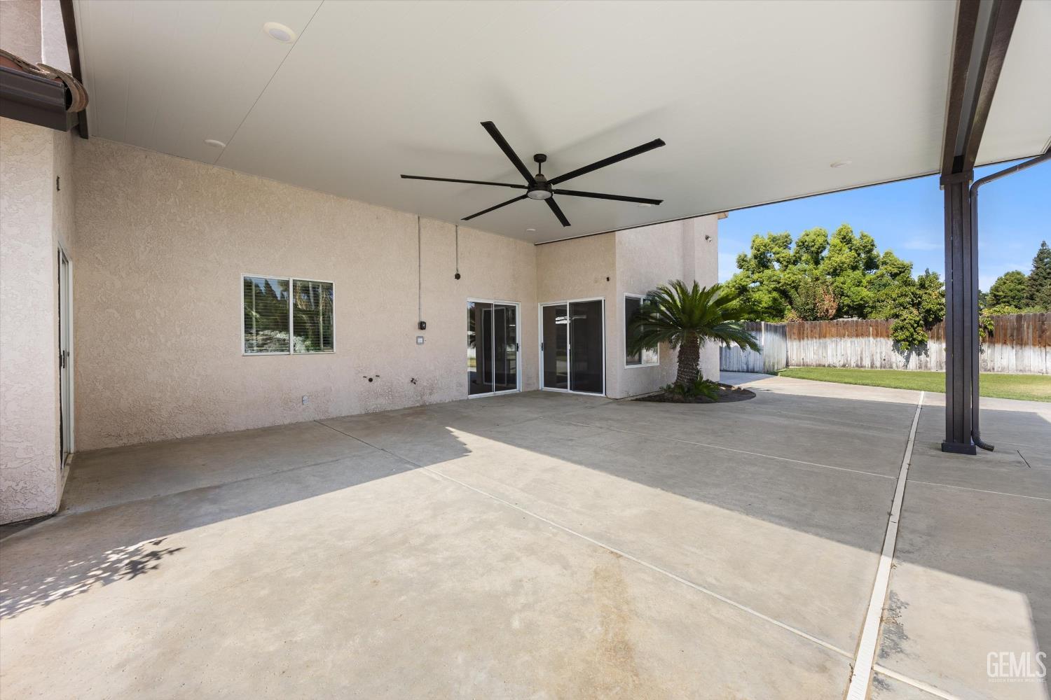 15400 Mabel Court