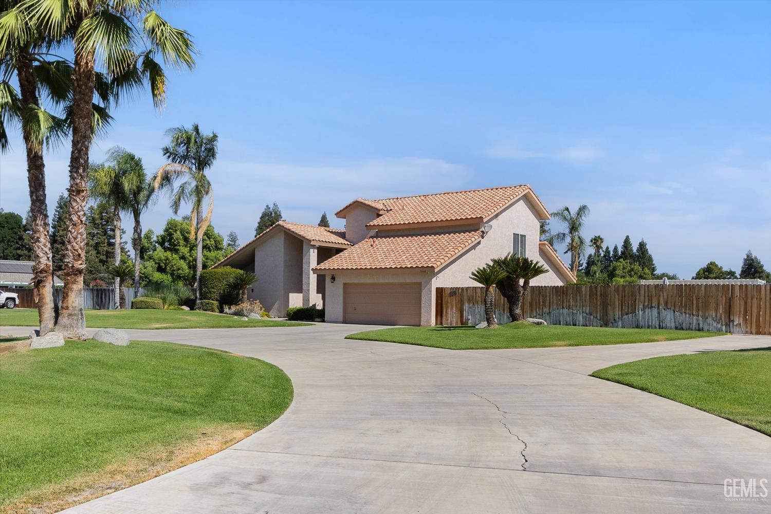 15400 Mabel Court