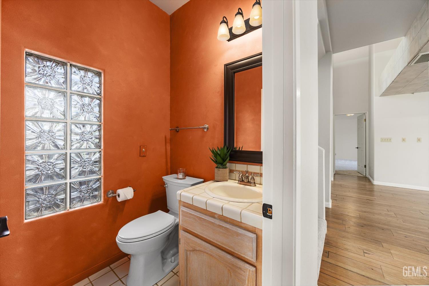 15400 Mabel Court