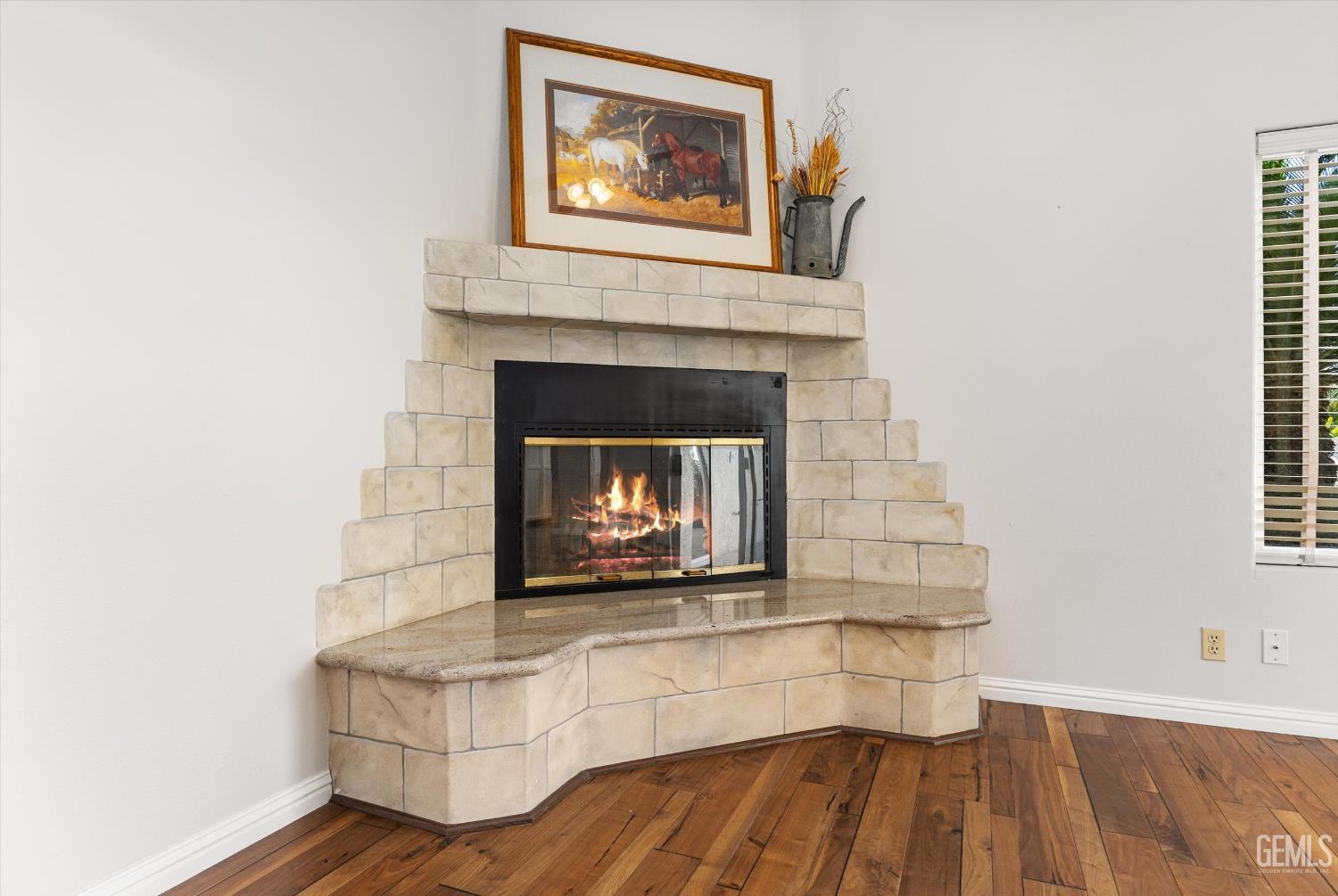 15400 Mabel Court