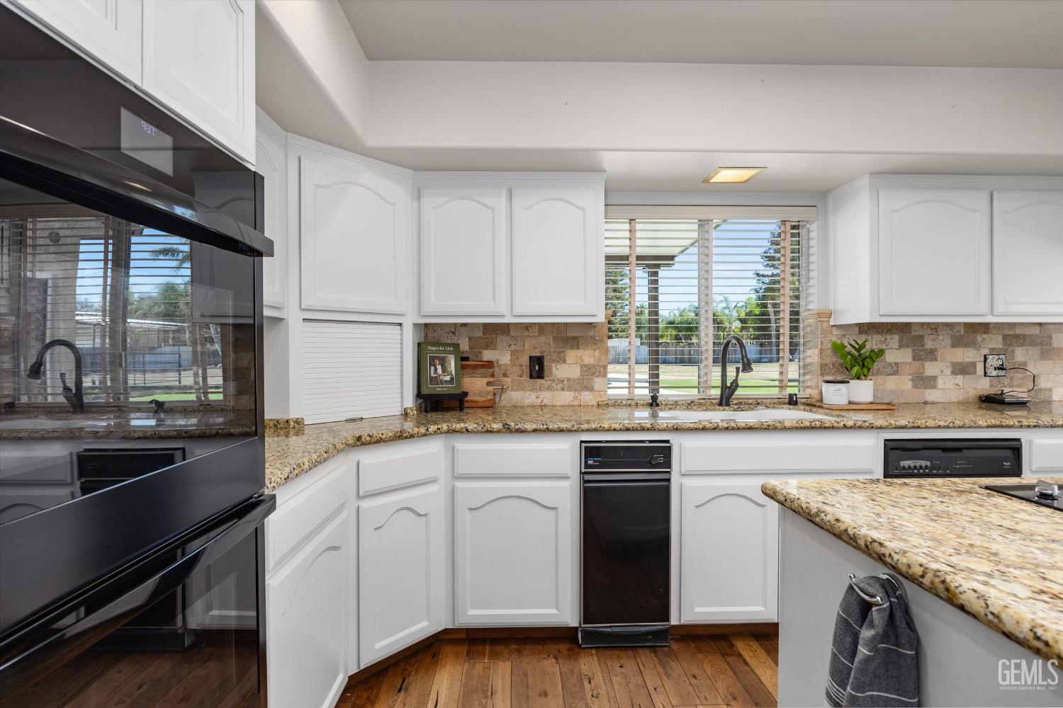 15400 Mabel Court
