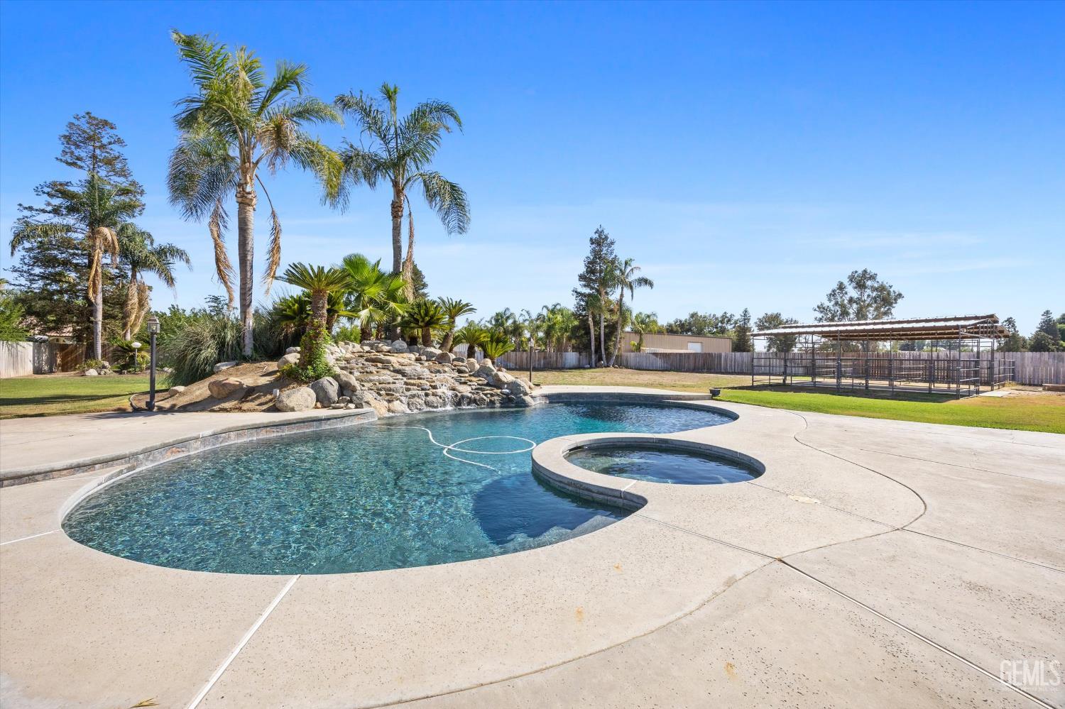 15400 Mabel Court